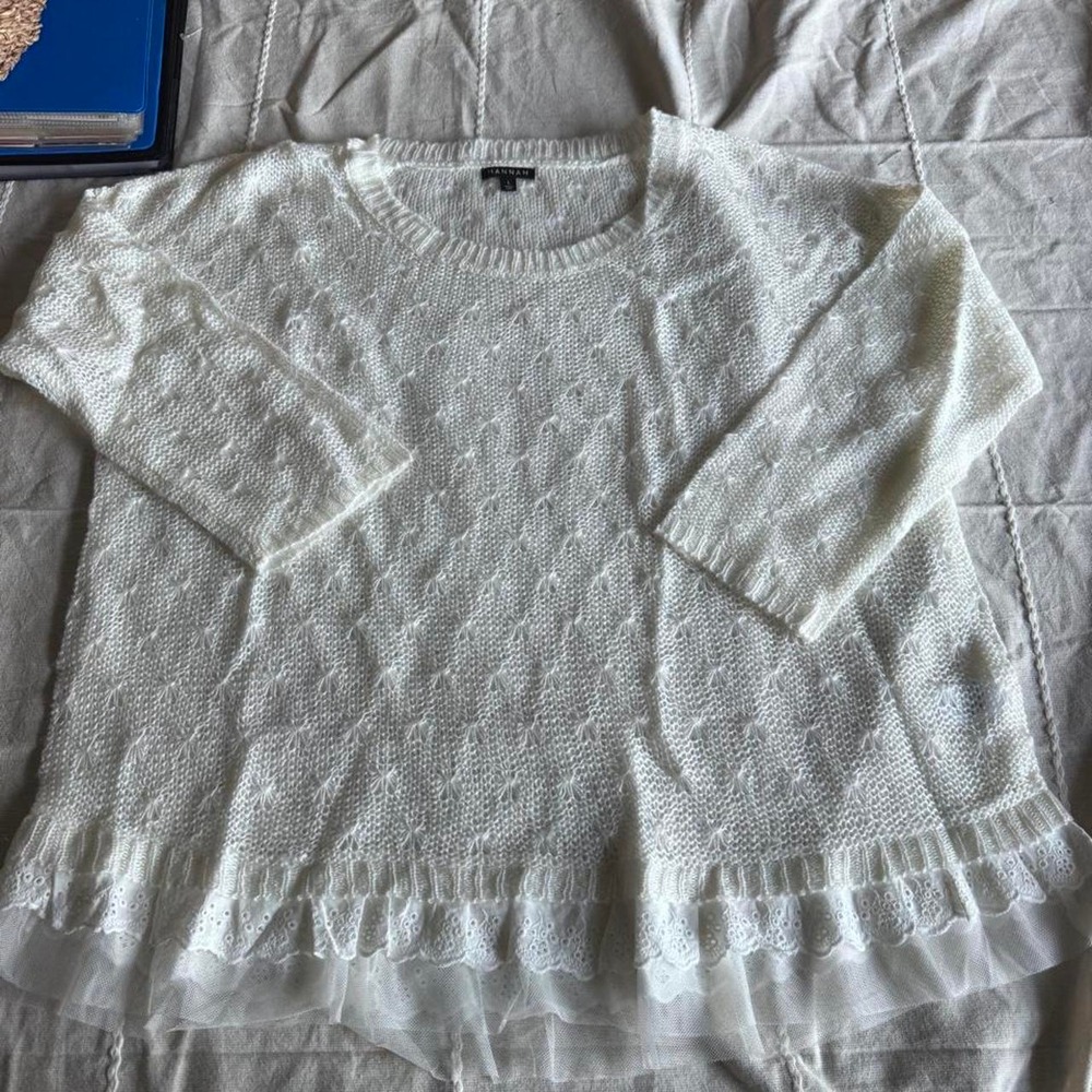 Hannah White lace sweater with ruffled hem, size L